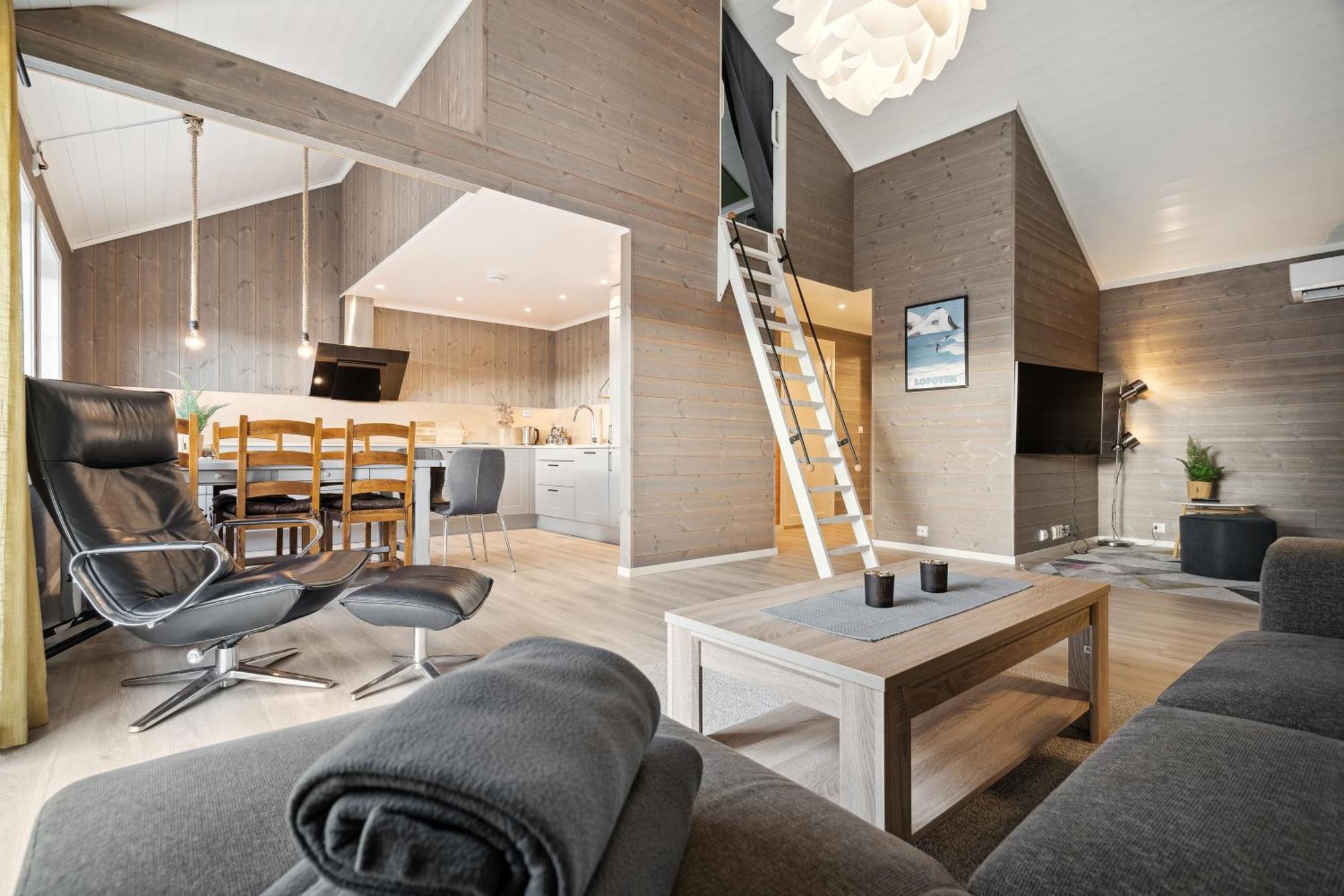 Akselhuset-koselig Hus Rett Ovenfor Kaikanten Midt I Lofoten Holiday home *