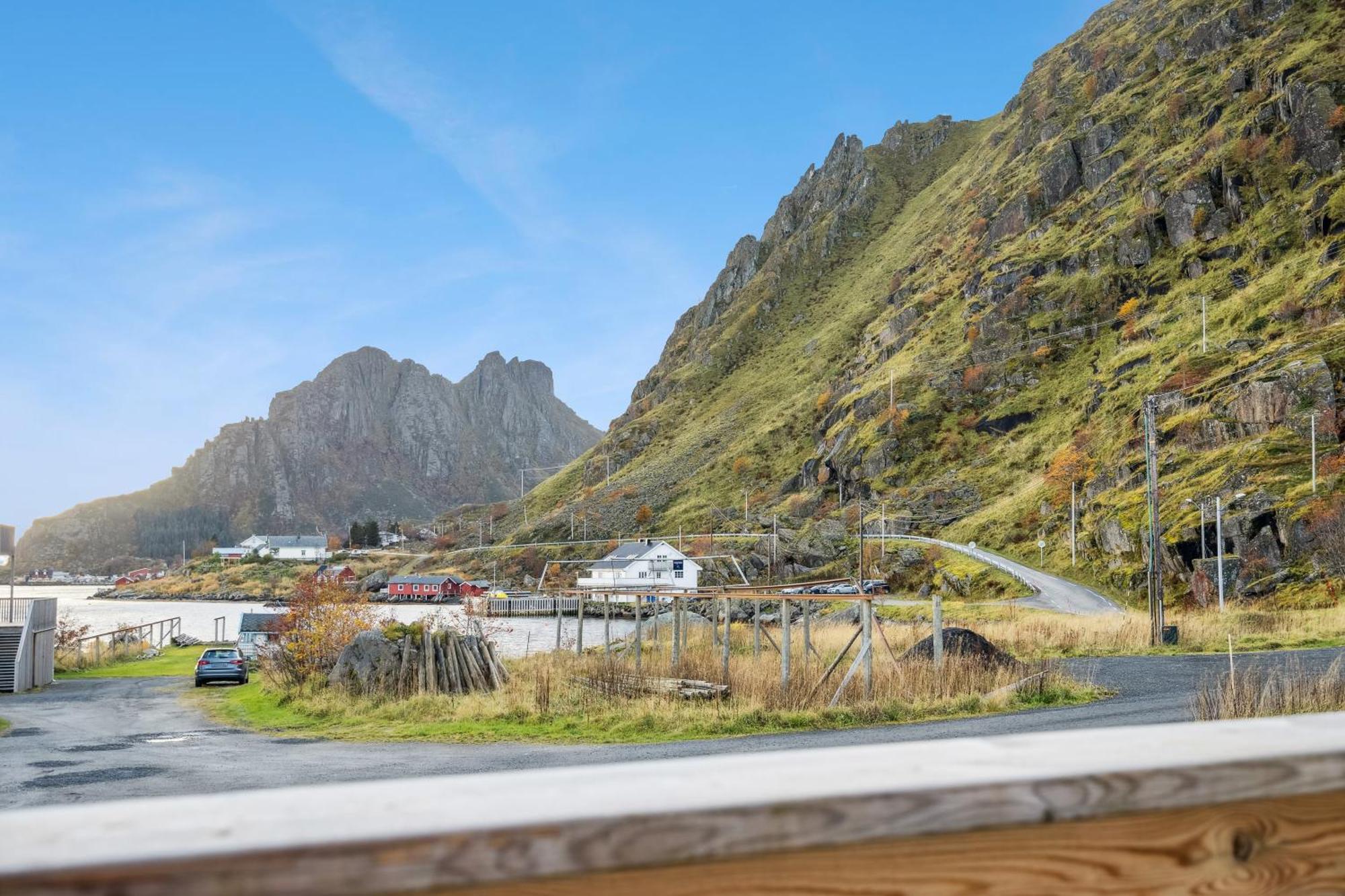 Akselhuset-koselig Hus Rett Ovenfor Kaikanten Midt I Lofoten * Sennesvik