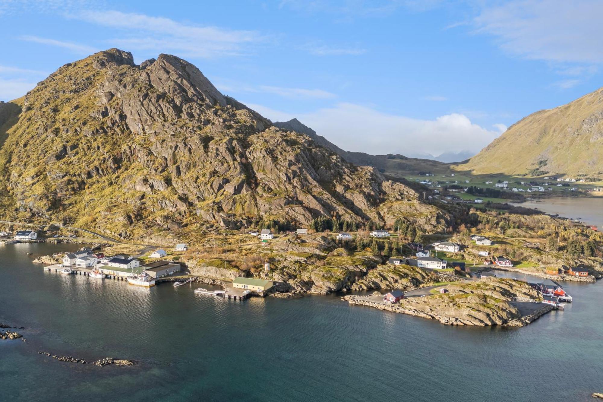 Akselhuset-koselig Hus Rett Ovenfor Kaikanten Midt I Lofoten * Sennesvik