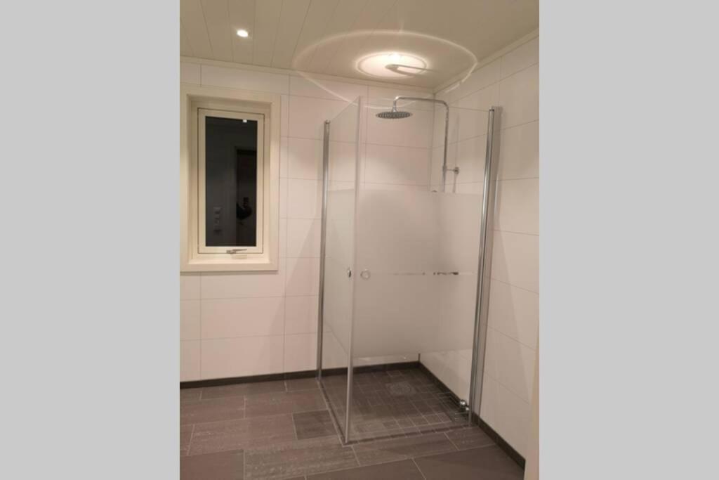 Holiday home Akselhuset-koselig Hus Rett Ovenfor Kaikanten Midt I Lofoten