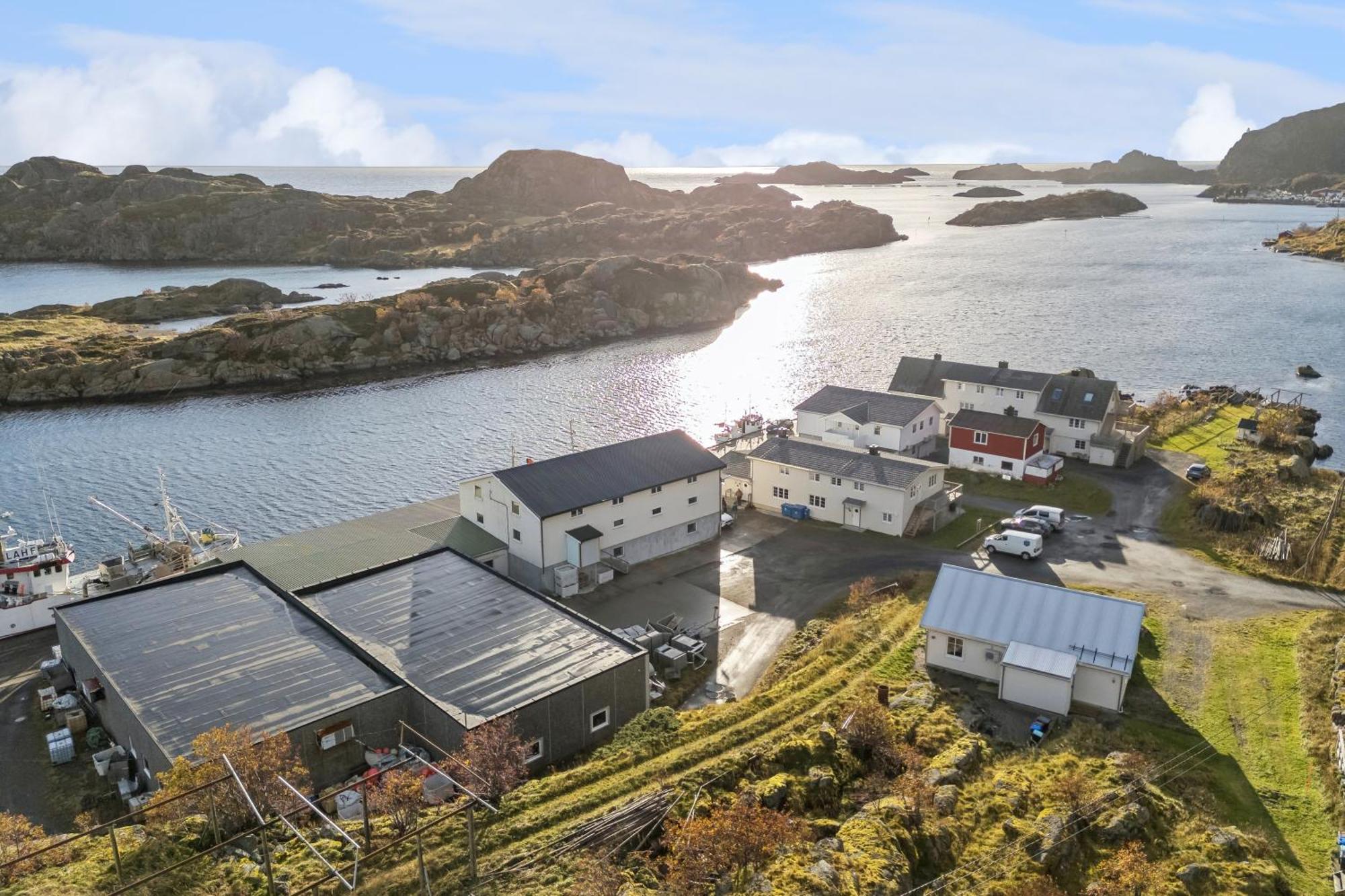 Akselhuset-koselig Hus Rett Ovenfor Kaikanten Midt I Lofoten Vakantiehuis Sennesvik